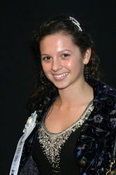 Photos de Mackenzie Rosman - Hollywood Christmas Parade 11.27.2005 - 2
